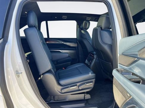 New 2025 Cadillac Escalade IQ Luxury 2 AWD/4WD image 33