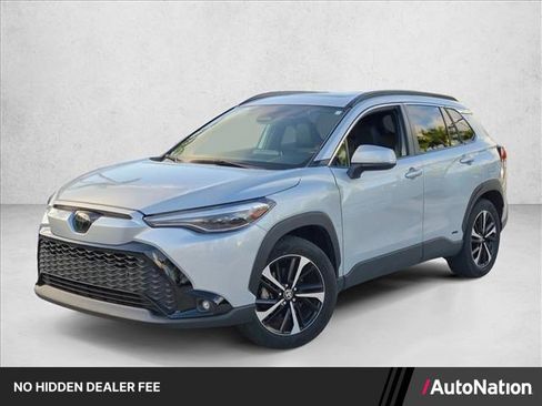 Used 2023 Toyota Corolla Cross AWD Hybrid w/ Convenience Package image 1