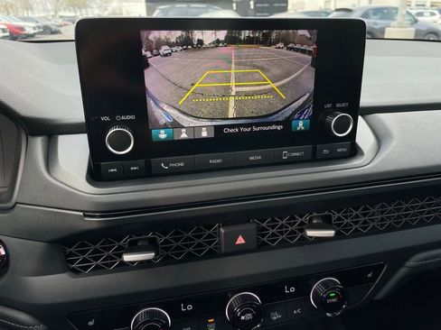 Certified 2023 Honda Accord EX image 17