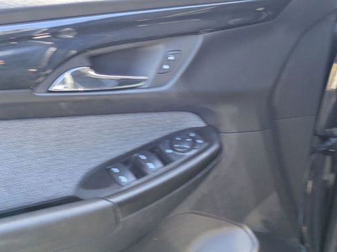 Used 2025 Chevrolet TrailBlazer LT AWD/4WD image 16