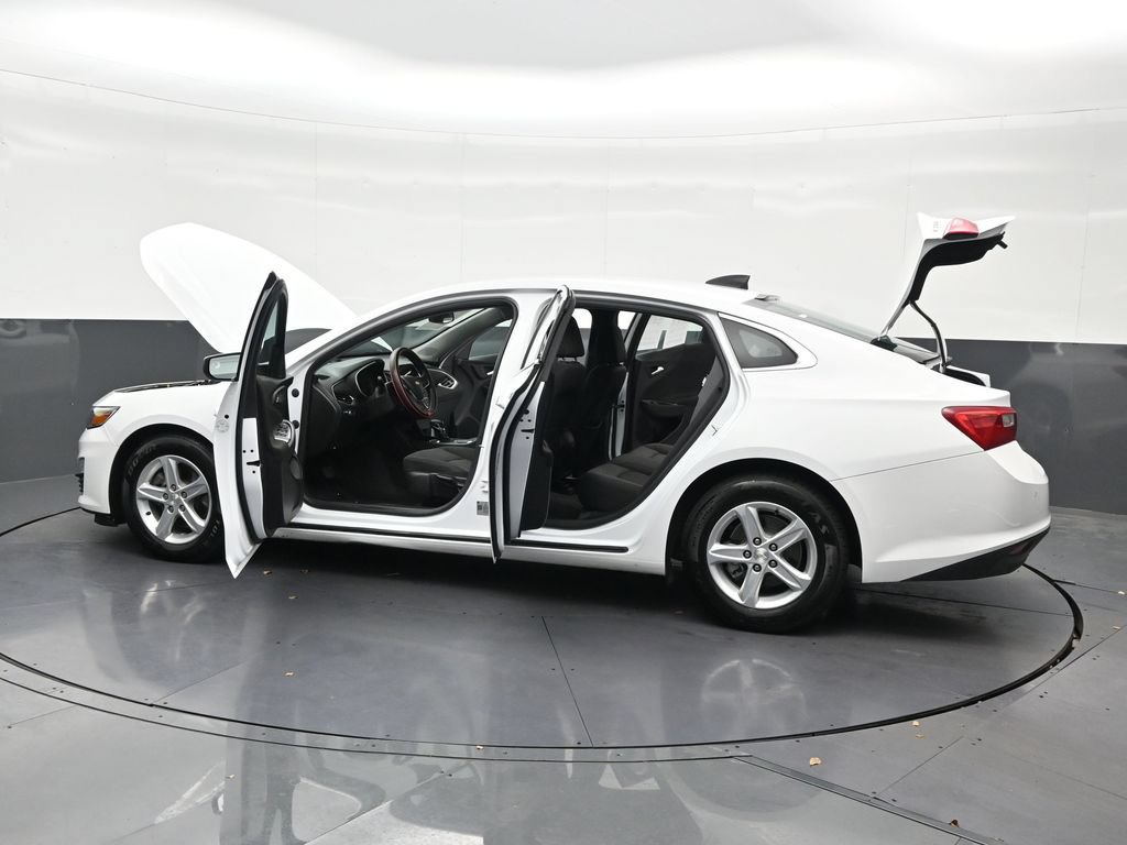 Used 2024 Chevrolet Malibu LS FWD image 39