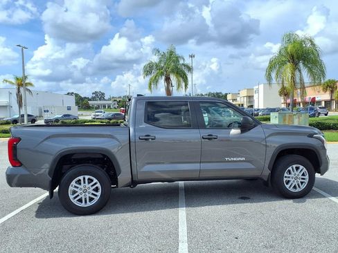 Used 2024 Toyota Tundra SR5 AWD/4WD image 8