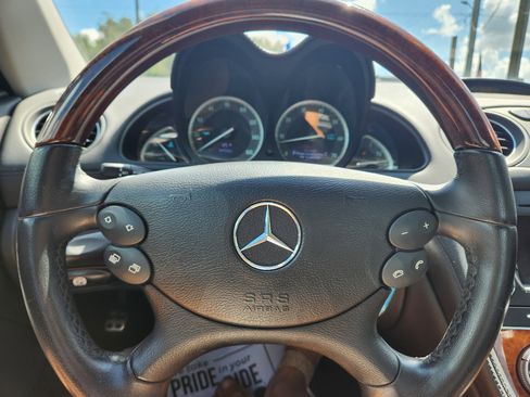 Used 2007 Mercedes-Benz SL 550 w/ Premium Pkg I image 18