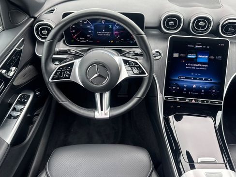 Used 2025 Mercedes-Benz C 300 4MATIC Sedan image 14