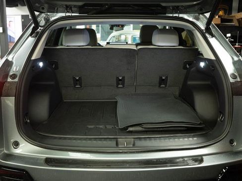 Used 2024 Honda Prologue Touring image 7