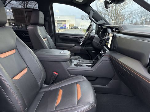 Used 2024 GMC Sierra 2500 AT4 w/ AT4 Premium Plus Package image 35