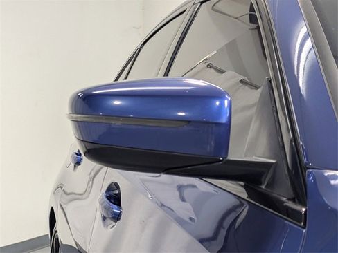 Used 2020 BMW 330i Sedan w/ M Sport Package image 31