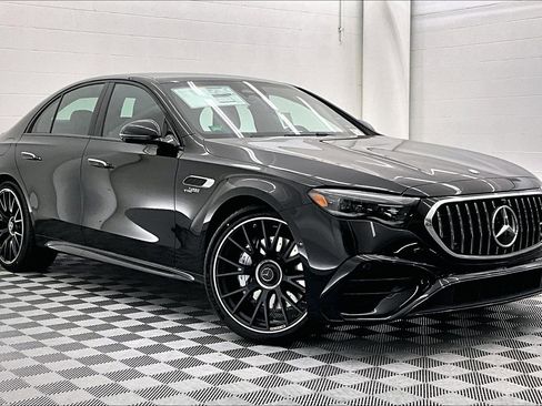 Used 2026 Mercedes-Benz E 53 AMG e 4MATIC Sedan image 16