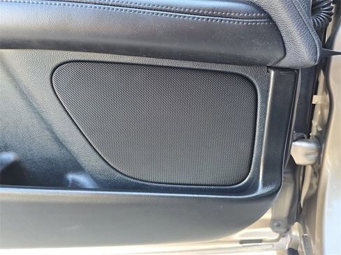 Used 2019 Lincoln MKZ Reserve image 17