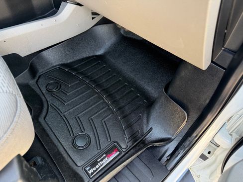 Used 2021 Ford F250 XLT w/ XLT Premium Package AWD/4WD image 26