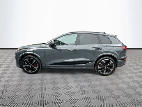 Certified 2025 Audi SQ6 e-tron Prestige AWD/4WD image 4