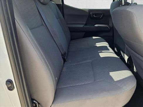 Used 2023 Toyota Tacoma SR5 w/ Technology Package AWD/4WD image 19