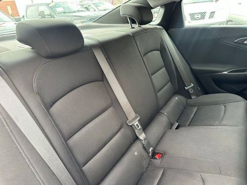 Used 2021 Chevrolet Malibu RS image 22