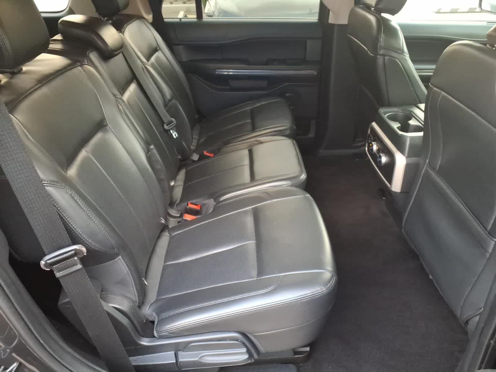 Used 2022 Ford Expedition XLT RWD image 14