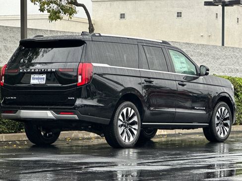 New 2025 Ford Expedition Max Platinum w/ Platinum Ultimate Package image 4