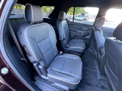 Used 2023 Chevrolet Traverse Premier w/ LPO, Floor Liner Package AWD/4WD image 24