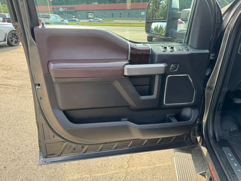 Used 2017 Ford F350 Platinum AWD/4WD image 20