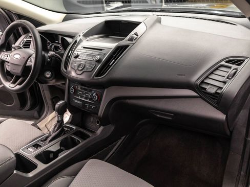 Used 2017 Ford Escape SE FWD image 36