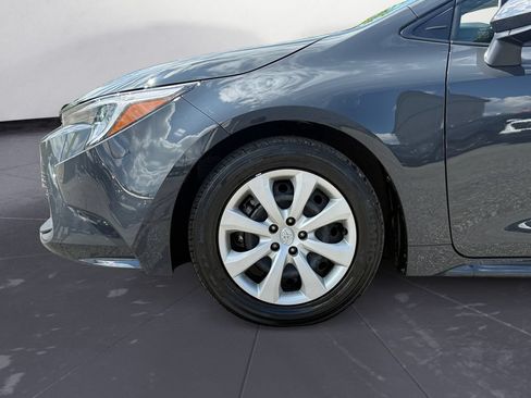 Used 2025 Toyota Corolla LE FWD image 14