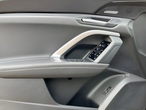 New 2025 Audi Q5 Premium Plus image 10