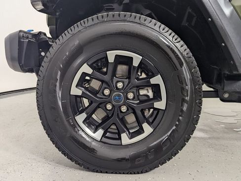 Used 2024 Jeep Wrangler Unlimited Rubicon 4xe AWD/4WD image 9