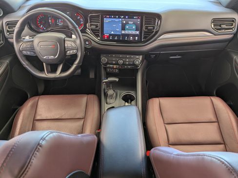Used 2024 Dodge Durango GT image 24
