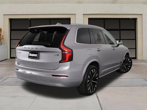 Certified 2026 Volvo XC90 B6 Plus w/ Protection Package Premier AWD/4WD image 4