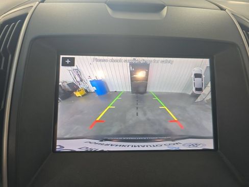 Used 2019 Ford Edge SEL w/ Equipment Group 201A AWD/4WD image 22