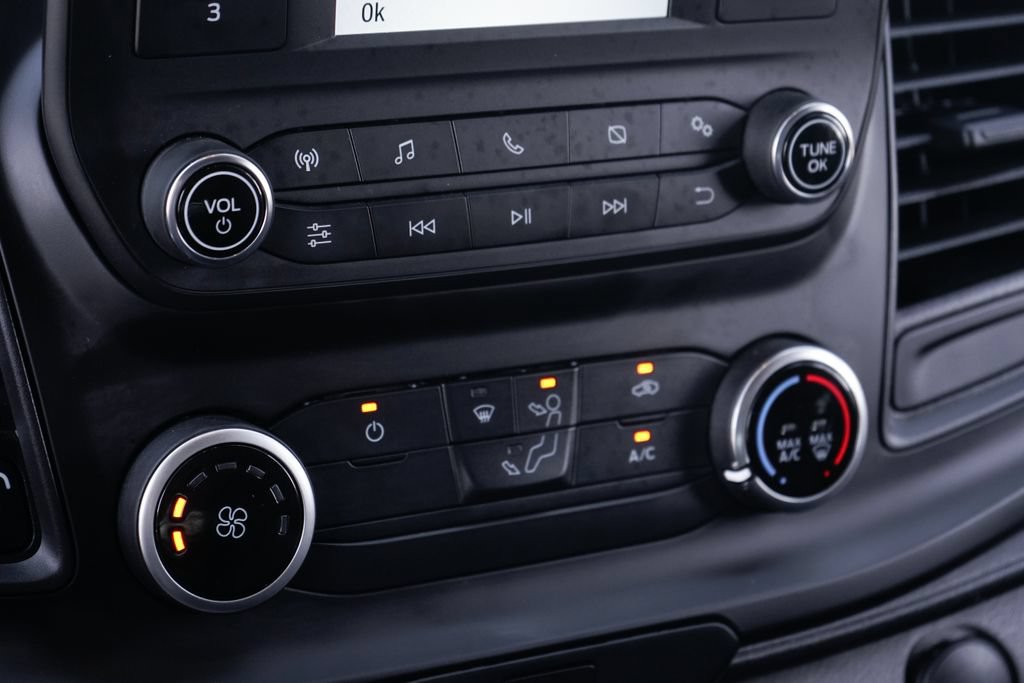 Used 2025 Ford Transit 350 148 High Roof Extended RWD image 31