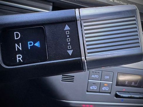 Used 2024 Hyundai Kona Limited image 15