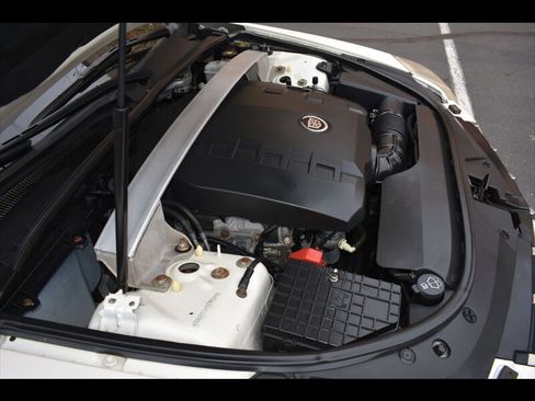 Used 2013 Cadillac CTS Coupe RWD image 37