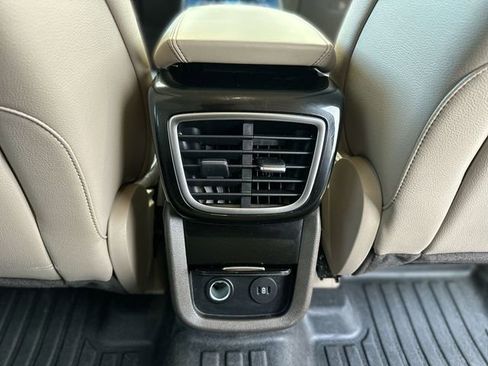 Used 2023 Lincoln Nautilus Standard w/ Premium Package image 24