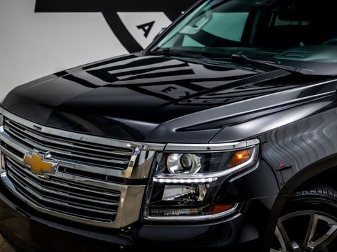 Used 2018 Chevrolet Tahoe Premier RWD image 18