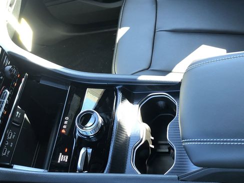 New 2025 Jeep Grand Cherokee Limited w/ Black Appearance Package image 26