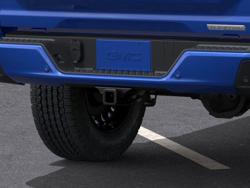 New 2026 GMC Canyon Elevation w/ Convenience Package image 14