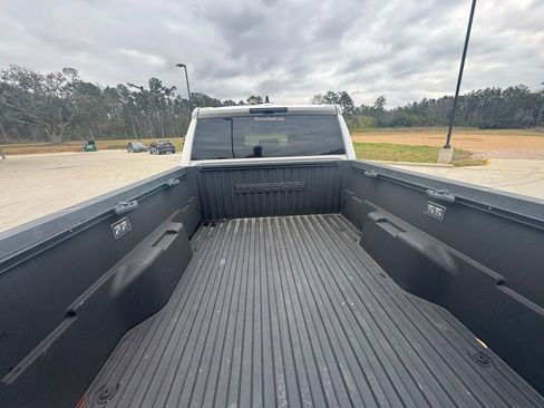 Used 2024 Toyota Tacoma TRD Sport image 15