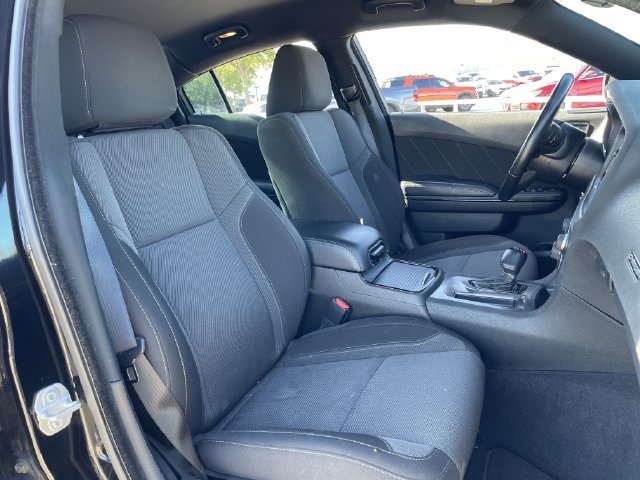 Used 2022 Dodge Charger SXT w/ Blacktop Package RWD image 25