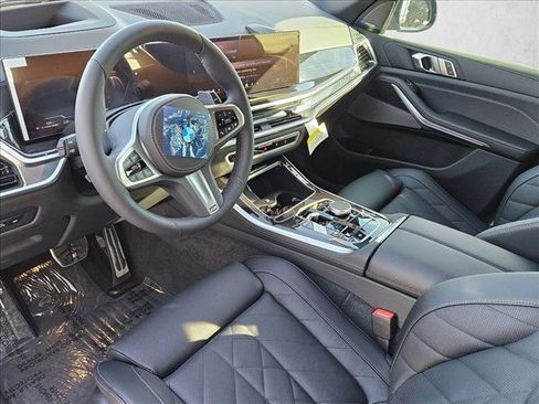 New 2026 BMW X5 xDrive40i w/ M Sport Package image 3
