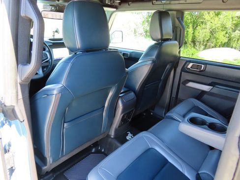 Used 2023 Ford Bronco Outer Banks AWD/4WD image 27