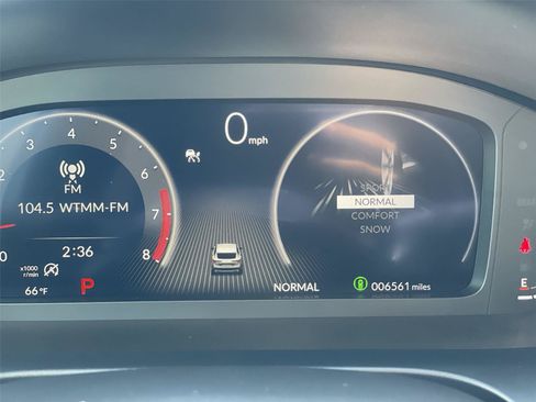 Used 2025 Acura ADX A-Spec AWD/4WD image 32