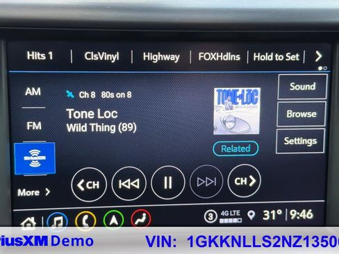 Used 2022 GMC Acadia AT4 w/ Technology Package image 30