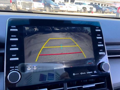 Used 2019 Toyota Avalon XLE image 26