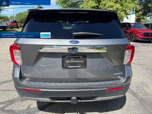 Used 2023 Ford Explorer XLT w/ Equipment Group 202A AWD/4WD image 37