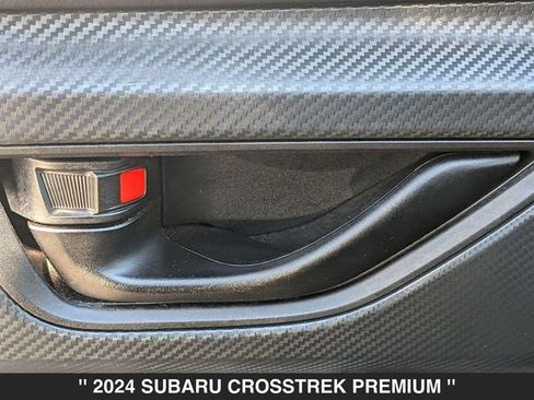 Used 2024 Subaru Crosstrek 2.0i Premium AWD/4WD image 11