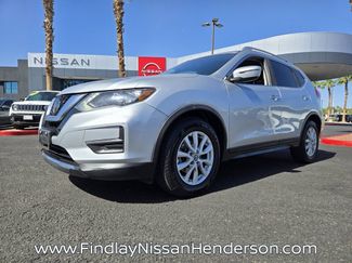 Used 2020 Nissan Rogue SV FWD video 2