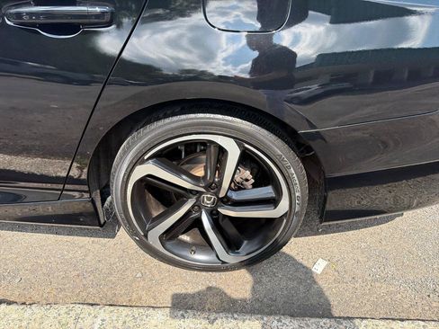 Used 2019 Honda Accord Sport image 13