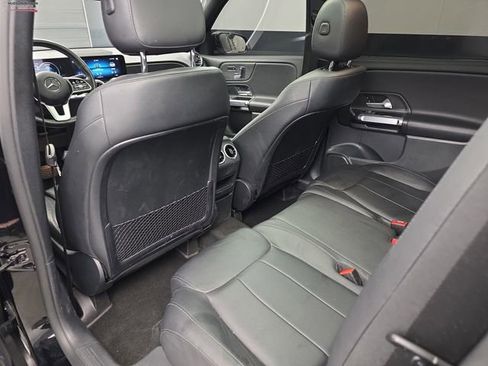 Used 2023 Mercedes-Benz GLB 250 4MATIC image 46