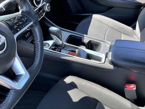 Certified 2025 Nissan Sentra SV w/ All-Weather Package FWD image 17