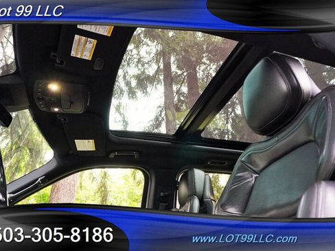 Used 2018 Lincoln Navigator L Reserve w/ Technology Package AWD/4WD image 3