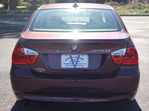 Used 2006 BMW 325xi Sedan AWD/4WD image 6